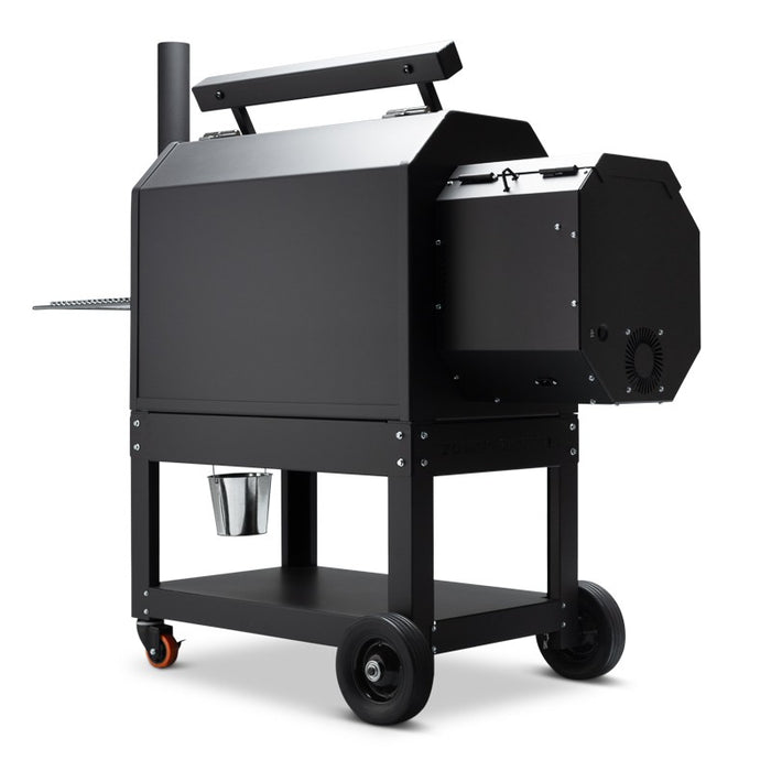 https://smokerbroker.ca/cdn/shop/products/yoder-smokers-ys640s-pellet-grill-acs-wifi-9_700x700.jpg?v=1638968850